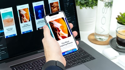 编程马拉松《代码未来》参赛者团队协作开发软件